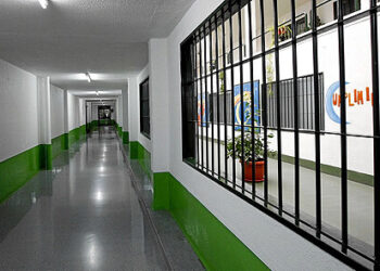 Batalla campal en la cárcel de Picassent: dos presos acaban en el hospital tras una violenta pelea multitudinaria 16 prision de picasent