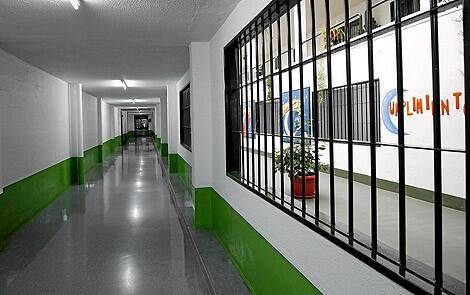 Batalla campal en la cárcel de Picassent: dos presos acaban en el hospital tras una violenta pelea multitudinaria 1 prision de picasent