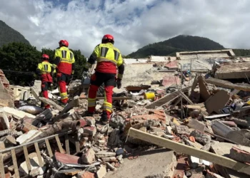 Miles de familias siguen esperando respuestas dos semanas después del desastre que cambió Venezuela 14 terremoto venezuela
