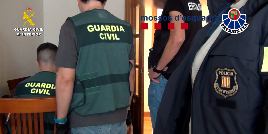 Detenido en Gipuzkoa el referente español de la red extremista '764', dedicada al acoso y la explotación de menores 1 Detenido en Gipuzkoa el referente español de la red extremista ‘764’, dedicada al acoso y la explotación de menores