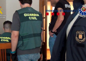 Detenido en Gipuzkoa el referente español de la red extremista '764', dedicada al acoso y la explotación de menores 14 Detenido en Gipuzkoa el referente español de la red extremista ‘764’, dedicada al acoso y la explotación de menores