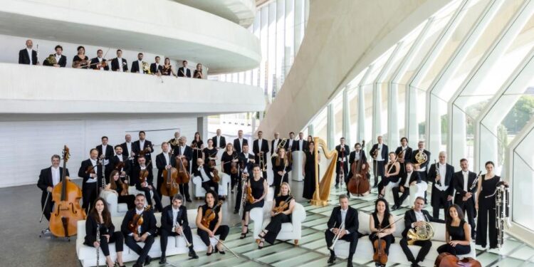 Les Arts reúne a grandes batutas internacionales en una ambiciosa temporada sinfónica 2026-2027 1 20260819 CULT LesArts Simfonic2627© Miguel Lorenzo Mikel Ponce