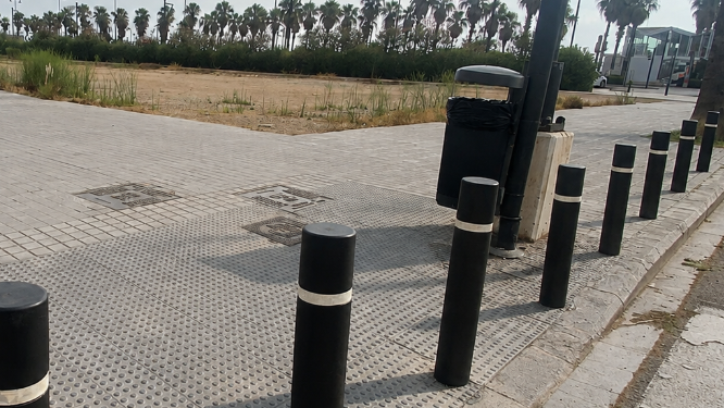 Valencia desaloja una docena de caravanas ilegales de la Devesa y blinda el acceso para impedir nuevos asentamientos 1 2cc32106 76cc 48f6 878d 90328fb7f02c