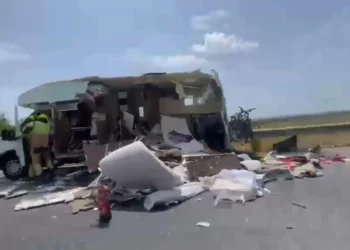 Muere una niña de 13 años en un accidente entre una autocaravana y un camión en la AP-7, en Benicàssim 14 74a9a4a5 08ac 4bd2 a15f 4f2a197902d5 16 9 aspect ratio 1600w 0
