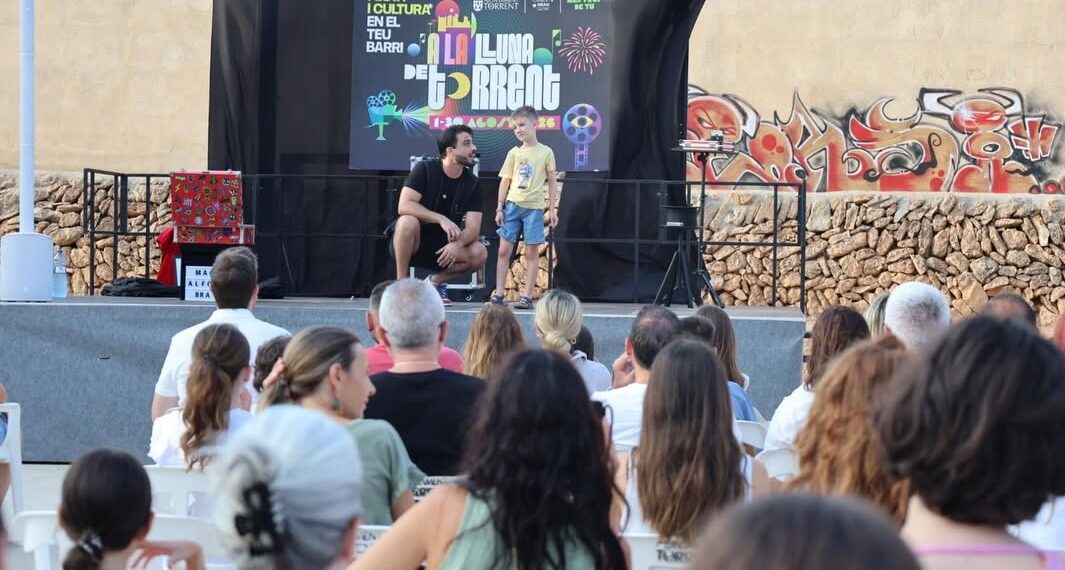 ‘A la Lluna de Torrent’ encara su gran recta final tras otro fin de semana de éxito en plazas, barrios y urbanizaciones