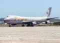 Aena subastará el Boeing 747 abandonado en el aeropuerto de Valencia desde 2008