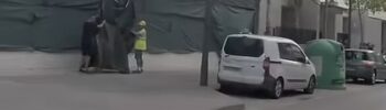 Conflicto vecinal en Benicalap: los residentes intentan paralizar la conversión de unos bajos en 22 apartamentos turísticos