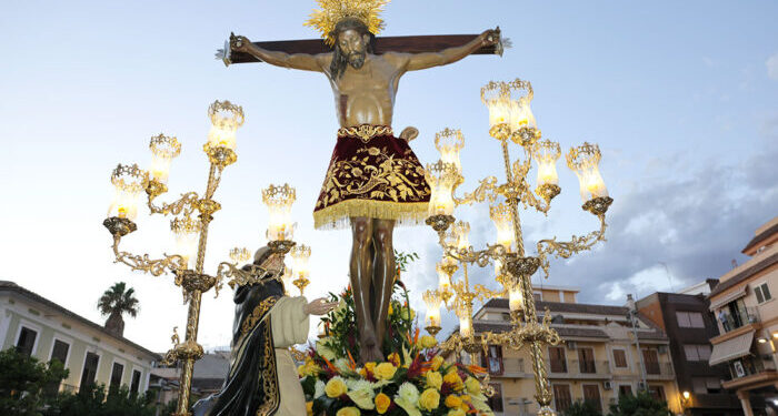 Paterna se rinde a sus Grandes Fiestas: de la mecha sagrada de la Cordà a la solemne procesión del "Morenet"