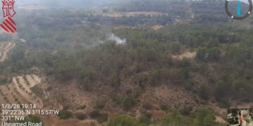 Un incendio forestal moviliza a los servicios de emergencia en las Hoces del Cabriel