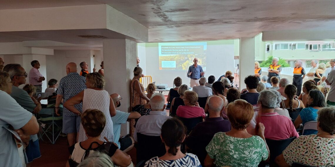 Valencia refuerza la prevención de incendios con una multitudinaria jornada informativa sobre la Devesa-Albufera 1 Valencia refuerza la prevención de incendios con una multitudinaria jornada informativa sobre la Devesa-Albufera