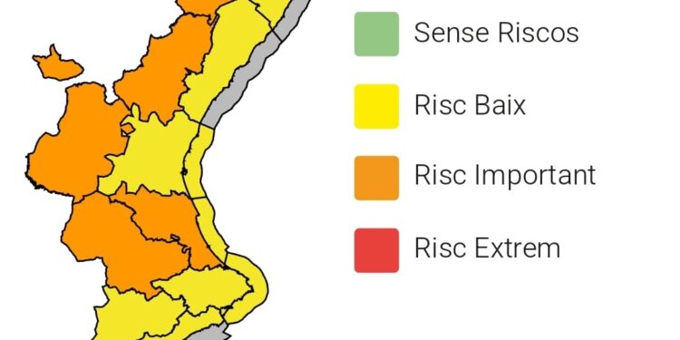 Emergencias decreta la alerta naranja en Castellón y Valencia por fuertes lluvias y tormentas a partir de este lunes 1 Emergencias decreta la alerta naranja en Castellón y Valencia por fuertes lluvias y tormentas a partir de este lunes