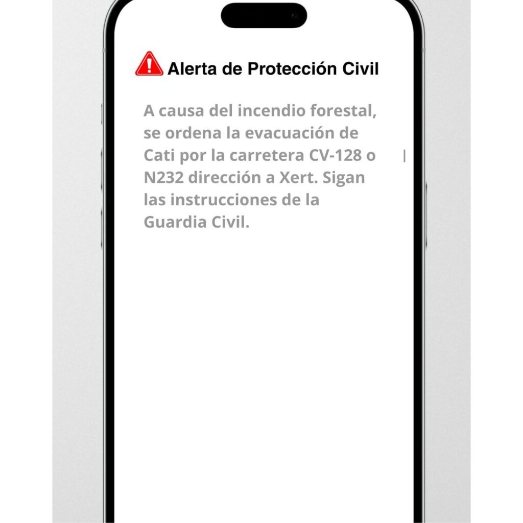 Evacúan el municipio de Catí por la amenaza del incendio de Tírig mientras avanza el control de otros focos en Castellón 2 HPSZuedWAAA5Hlj