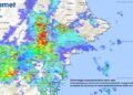 Una violenta tormenta con granizo y un reventón cálido sacude el interior de Alicante y Valencia