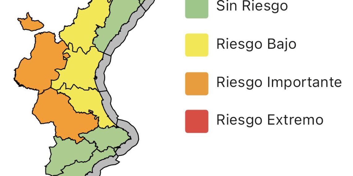 Emergencias eleva a naranja la alerta por fuertes lluvias en el interior de Valencia este viernes 14 de agosto 1 Emergencias eleva a naranja la alerta por fuertes lluvias en el interior de Valencia este viernes 14 de agosto