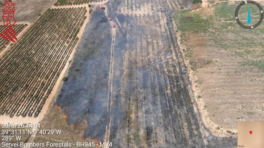 Un conato de incendio forestal en Cheste moviliza a los servicios de emergencia y queda extinguido en poco más de una hora 2 HQ NAScW0AACXLP