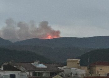 Incendio en la Sierra Calderona entre Gátova y Segorbe producido por un rayo