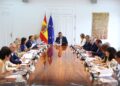 Las dos versiones opuestas del Gobierno de lo ocurrido en Ceuta 30 días después y tras las vacaciones de Sánchez 10 Las dos versiones opuestas del Gobierno de lo ocurrido en Ceuta 30 días después y tras las vacaciones de Sánchez