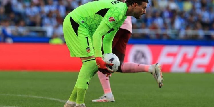 Dimitrievski estalla tras la derrota del Valencia CF: «Hay que espabilar» 1 J3 VCF DIMI