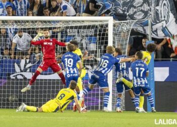 El Villarreal tropieza en Mendizorroza y sigue buscando su primera victoria con Iñigo Pérez 14 J3 VILL FINAL