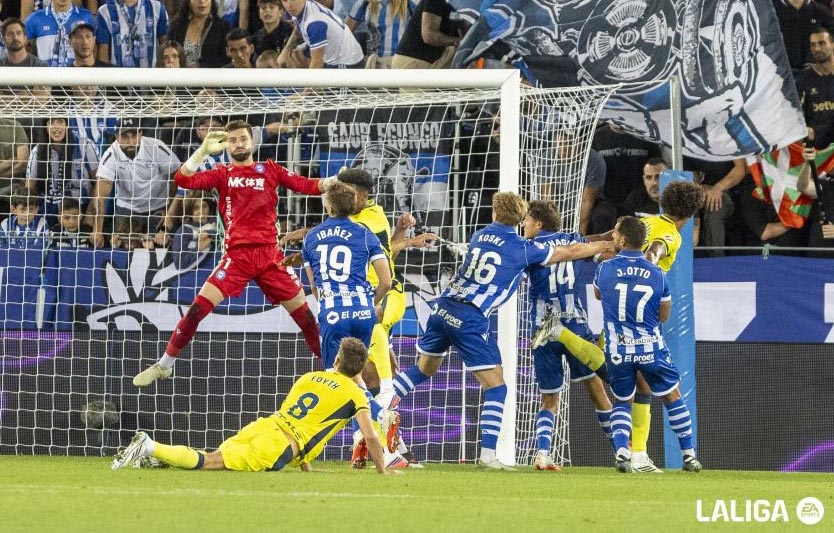 El Villarreal tropieza en Mendizorroza y sigue buscando su primera victoria con Iñigo Pérez 1 J3 VILL FINAL