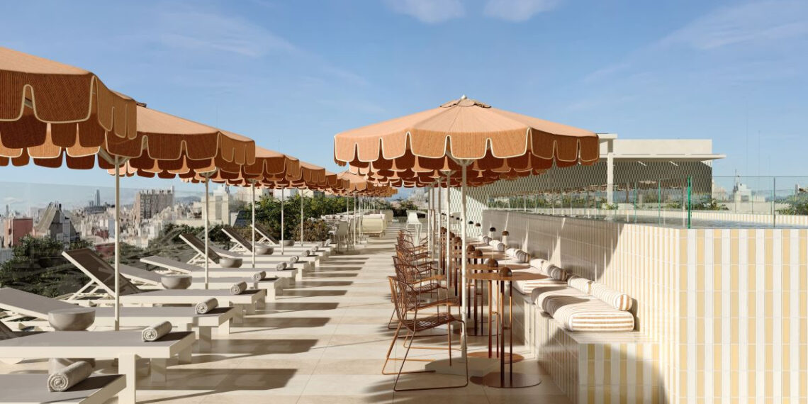 Valencia aumenta la ocupación hotelera en julio y afronta un agosto con previsiones récord 1 L 180702 intelier refuerza su expansion con un hotel sostenible junto al mediterrane