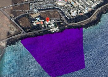 Transportes blinda las vacaciones de Pedro Sánchez: decretada una zona de exclusión marítima de 73 hectáreas en Lanzarote