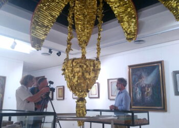 El Patronato Costa Blanca difunde la riqueza cultural y festiva de la provincia en la televisión pública checa