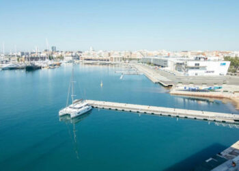 20 planes para disfrutar de Valencia este verano sin salir de la Comunitat 15 Puerto de Valencia port