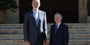 El Rey recibe en audiencia al presidente de Ceuta, Juan Jesús Vivas, en la Zarzuela
