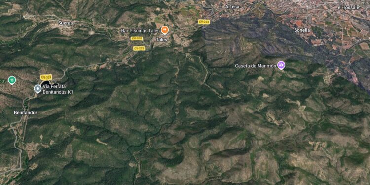 El Consorcio Provincial de Bomberos de Castellón se moviliza ante una posible reproducción del incendio de La Vall d'Uxó en Tales