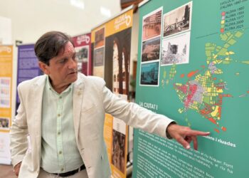Alzira celebra 150 años de título de Ciudad con una exposición itinerante por las escuelas 14 Alzira celebra 150 años de título de Ciudad con una exposición itinerante por las escuelas