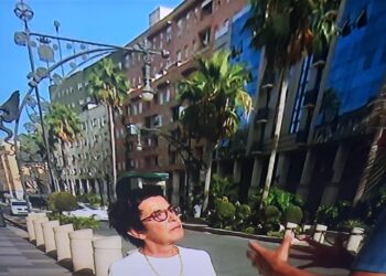 Ordenan la expulsión inmediata de un hombre con antecedentes por agresión sexual tras colarse en un quinto piso en Ceuta