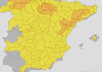 El Centro de Coordinación de Emergencias eleva la alerta a naranja por intensas lluvias y tormentas en la Comunitat Valenciana 14 El Centro de Coordinación de Emergencias eleva la alerta a naranja por intensas lluvias y tormentas en la Comunitat Valenciana