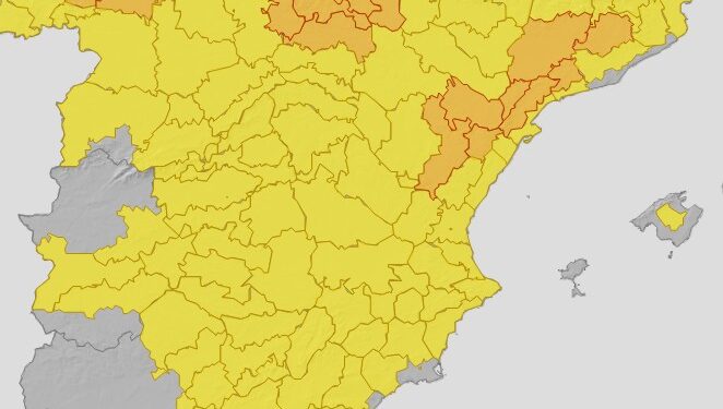 El Centro de Coordinación de Emergencias eleva la alerta a naranja por intensas lluvias y tormentas en la Comunitat Valenciana 1 El Centro de Coordinación de Emergencias eleva la alerta a naranja por intensas lluvias y tormentas en la Comunitat Valenciana