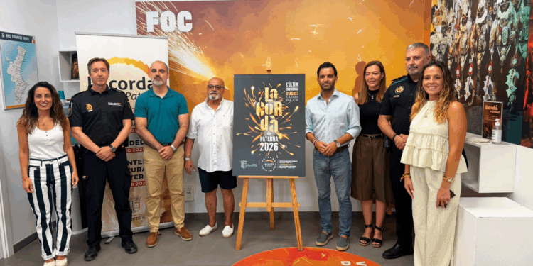 Paterna estrena el primer cartel oficial de la Cordà para impulsar su proyección internacional 1 Paterna estrena el primer cartel oficial de la Cordà para impulsar su proyección internacional