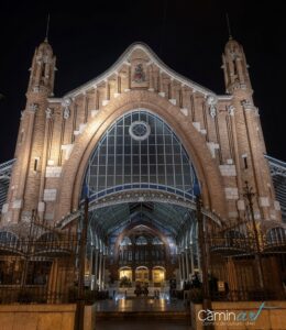 Misterio, historia y belleza bajo la luna: las dos rutas nocturnas de CaminArt para redescubrir Valencia este fin de semana 2 Misterio, historia y belleza bajo la luna: las dos rutas nocturnas de CaminArt para redescubrir Valencia este fin de semana