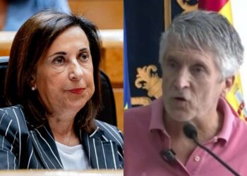 Sainete institucional y apagón de responsabilidades: el Estado al servicio de la posverdad