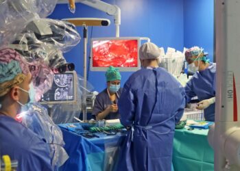 creaneotomia paciente despierto operacion El Hospital General de Valencia h