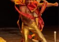 El bailarín Eros Recio triunfa en Navarra con el estreno de su obra sobre César Borgia