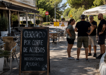 La hostelería de El Saler reclama ayudas tras el incendio: más de 20 negocios afectados por los cortes de acceso 14 gastronomia saler restaurante
