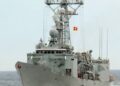 Defensa protege las aguas de Ceuta con dos fragatas ante la alerta por posibles entradas masivas 11 Defensa protege las aguas de Ceuta con dos fragatas ante la alerta por posibles entradas masivas