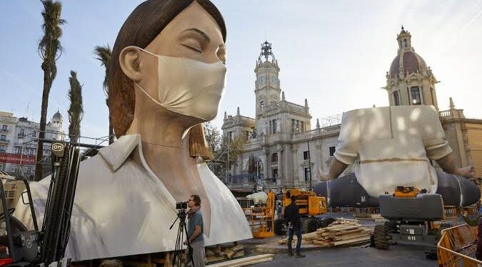 Cinco años de las Fallas de septiembre: la fiesta que permitió cerrar el ciclo de la pandemia y volver a la calle
