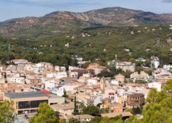 Nàquera, el pueblo que fue capital de España y hoy es refugio de la alta sociedad valenciana 14 images 70