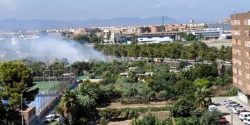 «El temor se ha hecho realidad»: La Asociación Vecinal de Benimaclet exige la limpieza total del PAI tras el incendio de las parcelas