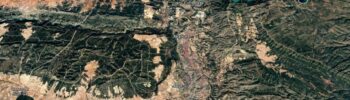 Un incendio forestal moviliza a medios aéreos y terrestres en el término municipal de Jalance