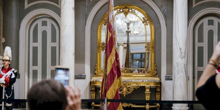 La Real Senyera y la espada de Jaume I se exhibirán juntas antes del 9 d’Octubre