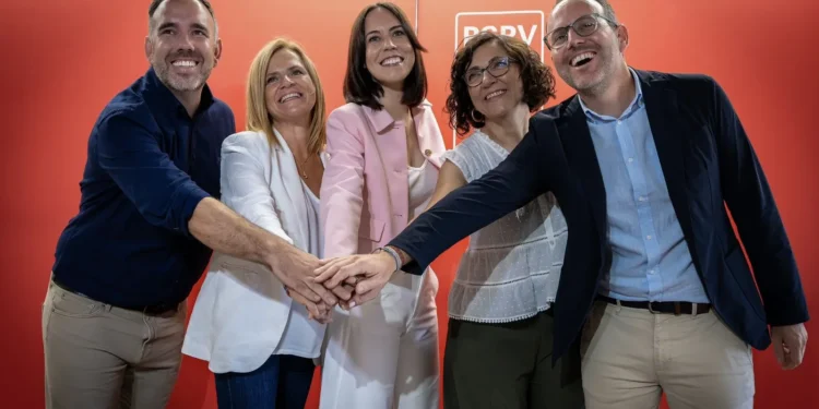 Bernabé contra Catalá y Oltra: empieza a tomar forma la batalla por la Alcaldía de Valencia en 2027