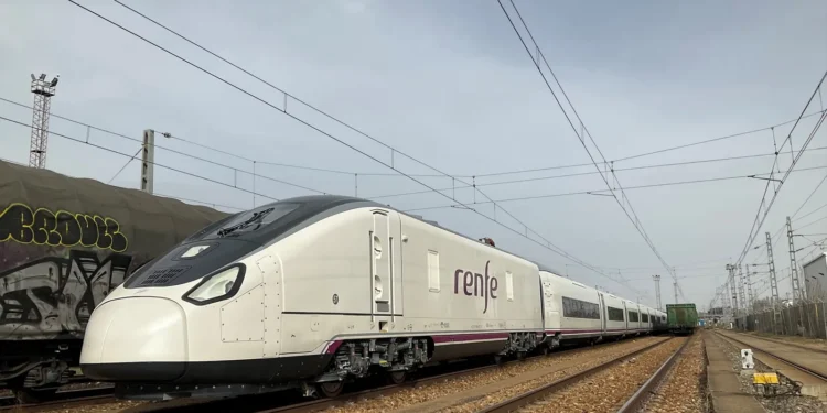 ¿Eres cliente de Renfe? Un ciberataque filtra nombres y correos electrónicos: estos son los datos que no habrían sido afectados 1 1f3bb856 3891 4865 935f cad33a550d5a 16 9 aspect ratio 1600w 0 1