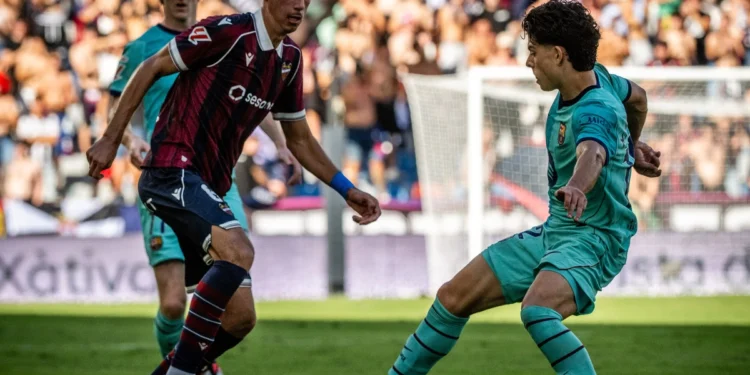 De soñarlo desde niño a vivirlo ante el Barça: el estreno inolvidable de Dani Requena 1 498fbaf8 a2ca 4e6e b104 5609cca581d8 818