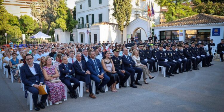 Torrent Rinde Homenaje a la Entrega y Trayectoria de su Policía Local en su Día Institucional